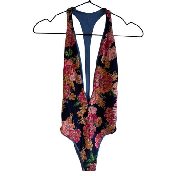 New! Maaji Reversible‎ Cheeky Cut Plunge One Piece - Indigo Blue Tiky - Picture 5 of 9